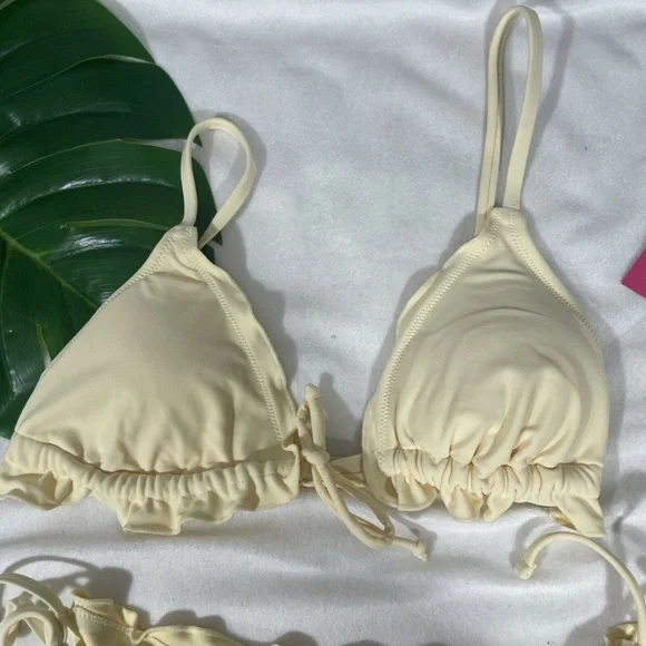 NWD Xhilaration [ Medium 4-6] Ruffle Triangle Top + High‎ Leg Bikini Bottom - Picture 9 of 12